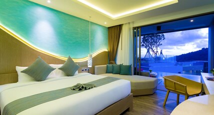 Crest Resort & Pool Villas Phuket Room Type - Deluxe Pool Access Room with Balcony Crest Resort & Pool Villas Phuket Room Type - Deluxe Pool Access Room with Balcony