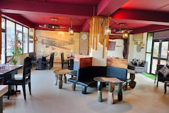 B Fine Guest House and Restaurant