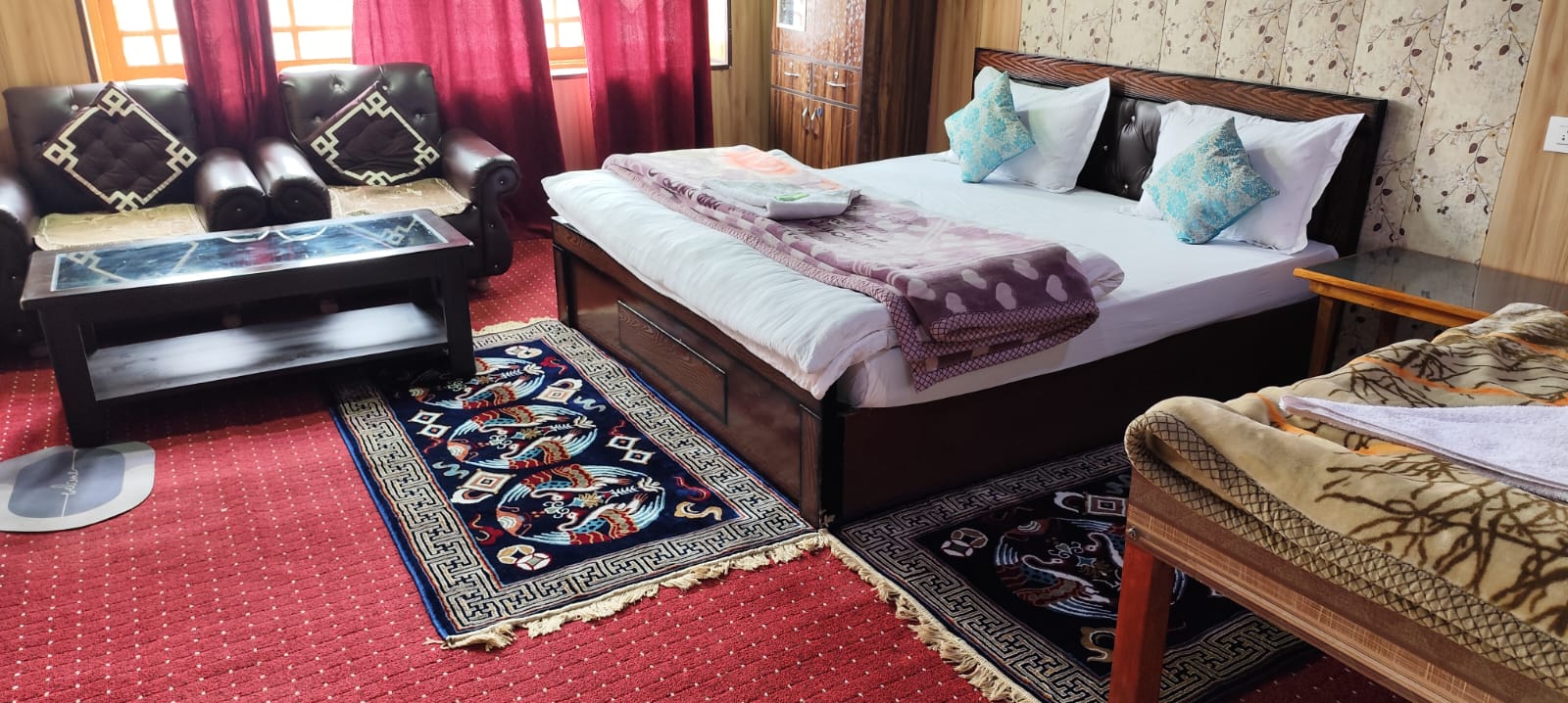 99 Inn - Tap to explore photos