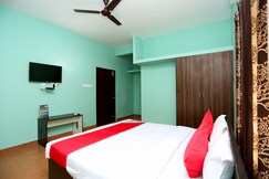 OYO 17276 The Maple Tree Hotels