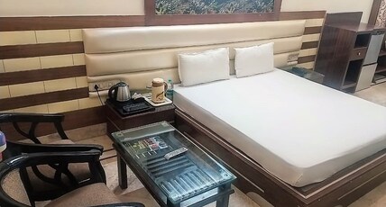 Hotel Basera vrindavan Room Type - AC Deluxe Room