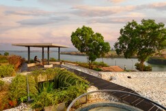 SaffronStays Avni by the Lake