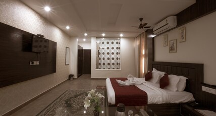 Hotel The Origin  Near Dharamshala Cricket Stadium Room Type - Executive Suite