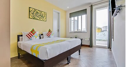 NUAB House-Fortis/MAX/MEDANTA/Paras/HUDA Met Room Type - Double Deluxe Room with Balcony and Garden View