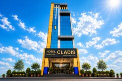 Hotel Cladis by Quadis - Sector 15 Noida