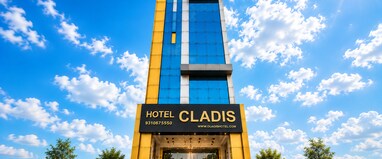 Hotel Cladis by Quadis - Sector 15 Noida