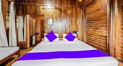 River Tern Lodge by Jungle Lodges Room Type - Loghut Package
