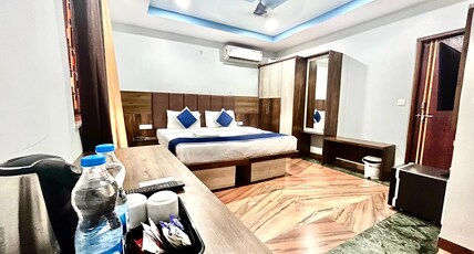 RAJ SAMUDRA HOTEL AND SPA BY PSPB HOSPITALITY Room Type - Premium Room