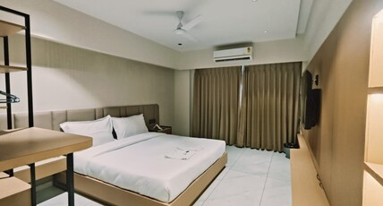 Hotel Shiv Kartik Room Type - Super Deluxe