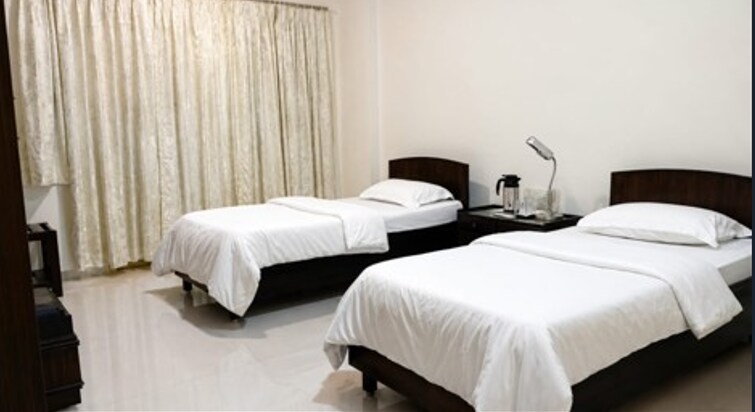 Juhu, Mumbai-Thermax Guest House - Tap to explore photos