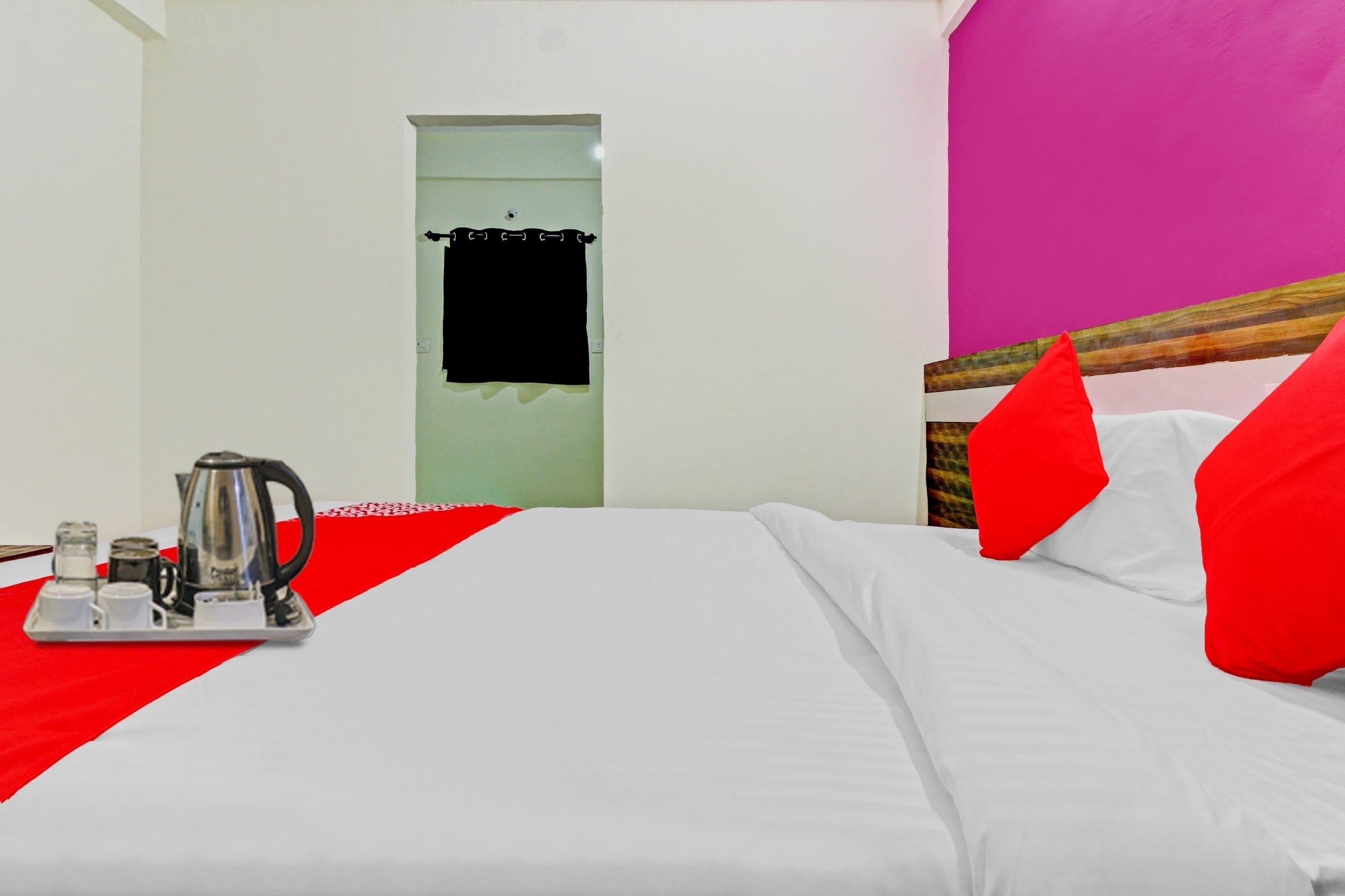 Flagship Hotel Sai Executive - Tap to explore photos