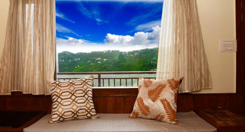 Aranya Vass Villa | Entire Hill-view Villas - Tap to explore photos