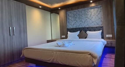 HOTEL NESSTARA Room Type - Deluxe Room with Mountain View