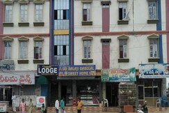 SAMRUDDI LODGE
