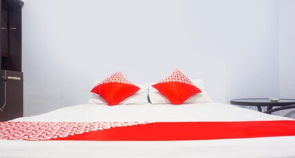 Hotel O Pondok Hikmah Makassar Room Type - Indonesia Standard Double