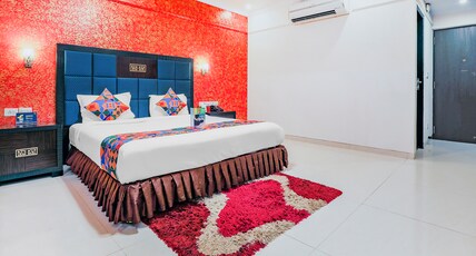 Fabhotel Royal Mirage With Pool & Gym - Nr. Candolim Beach Room Type - Premium Room