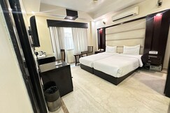 Hotel Meridian Plaza