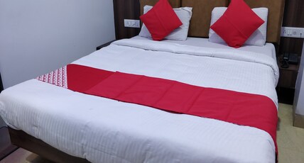 Hotel O Sai Plaza Room Type - Classic