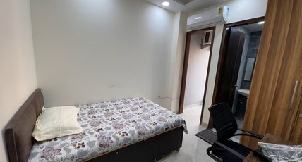 Room for peaceful stay in flat Room Type - Bedroom 2