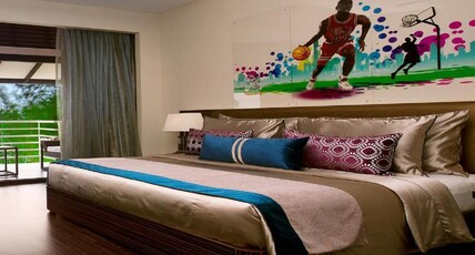 Planet Hollywood Beach Resort Room Type - Luxury Pool View
