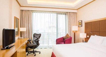 Hilton Garden Inn Hanoi Room Type - KING BED ROOM BALCONY