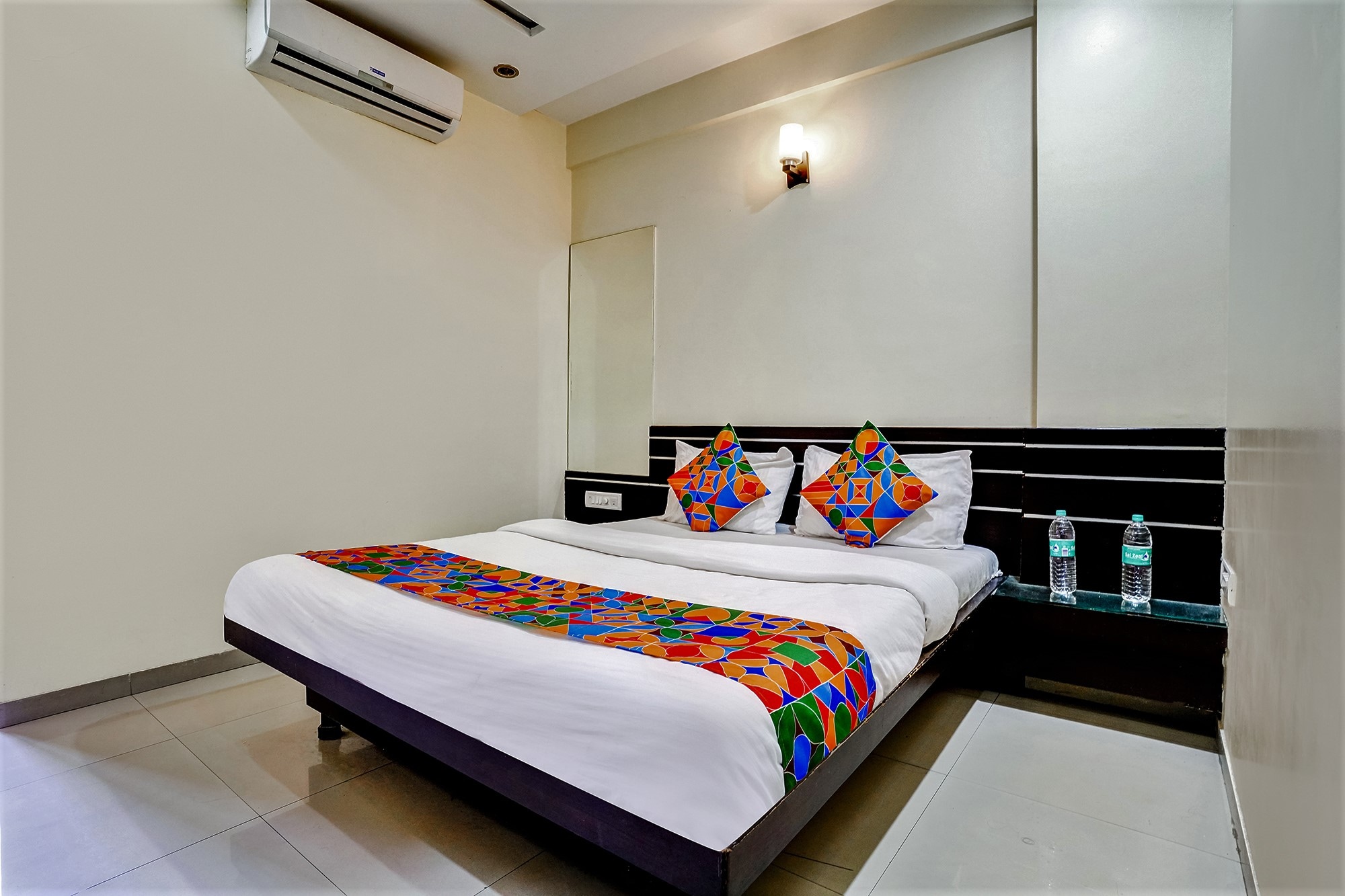FabHotel Sai Govind - Tap to explore photos