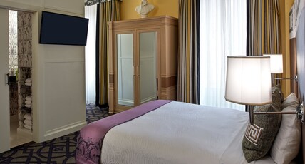 Kimpton Hotel Monaco Washington DC, an IHG hotel Room Type - 1 Queen