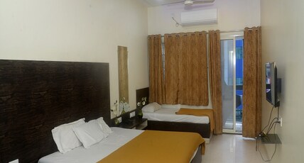 Hotel Radhika Room Type - Four Bedded Room