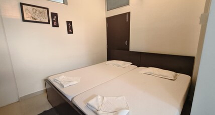 Townhouse - The Urban Inn Room Type - Deluxe Double Room 
