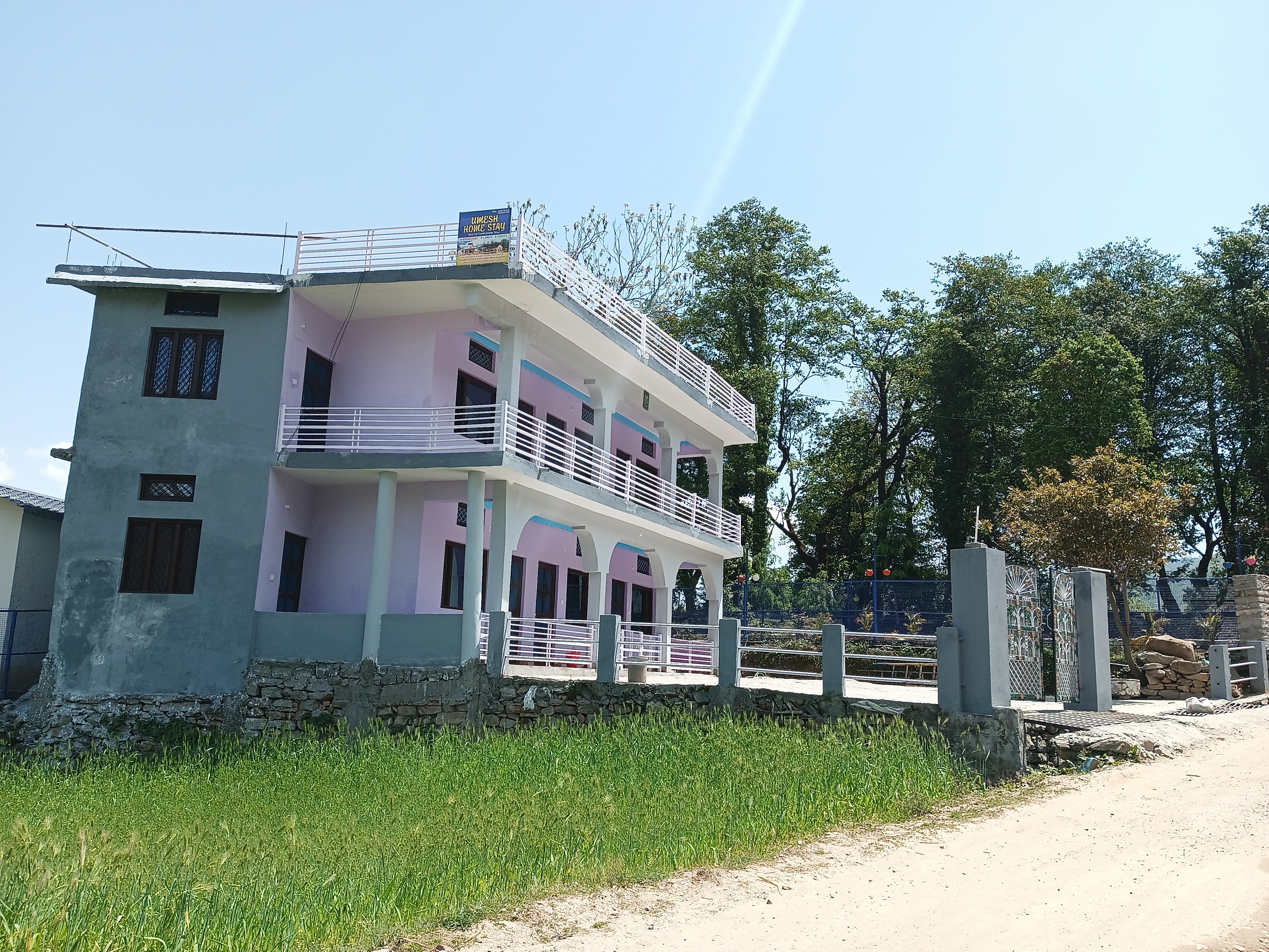 Umesh home stay - Tap to explore photos