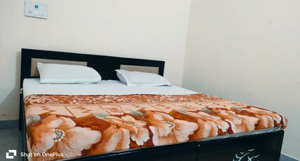 HOTEL AARAV INN Room Type - City View Deluxe Room with King Bed