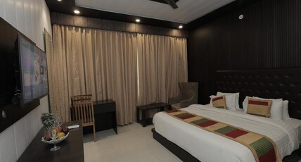 THE TRADE INTERNATIONAL JAIPUR Room Type - Superior Room With Garden View