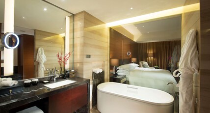 Hilton Shijiazhuang Room Type - KING HILTON GUESTROOM