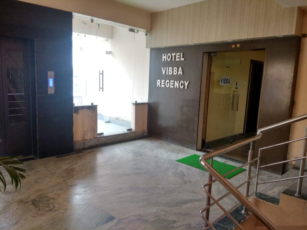 VIBBA REGENCY - Tap to explore photos