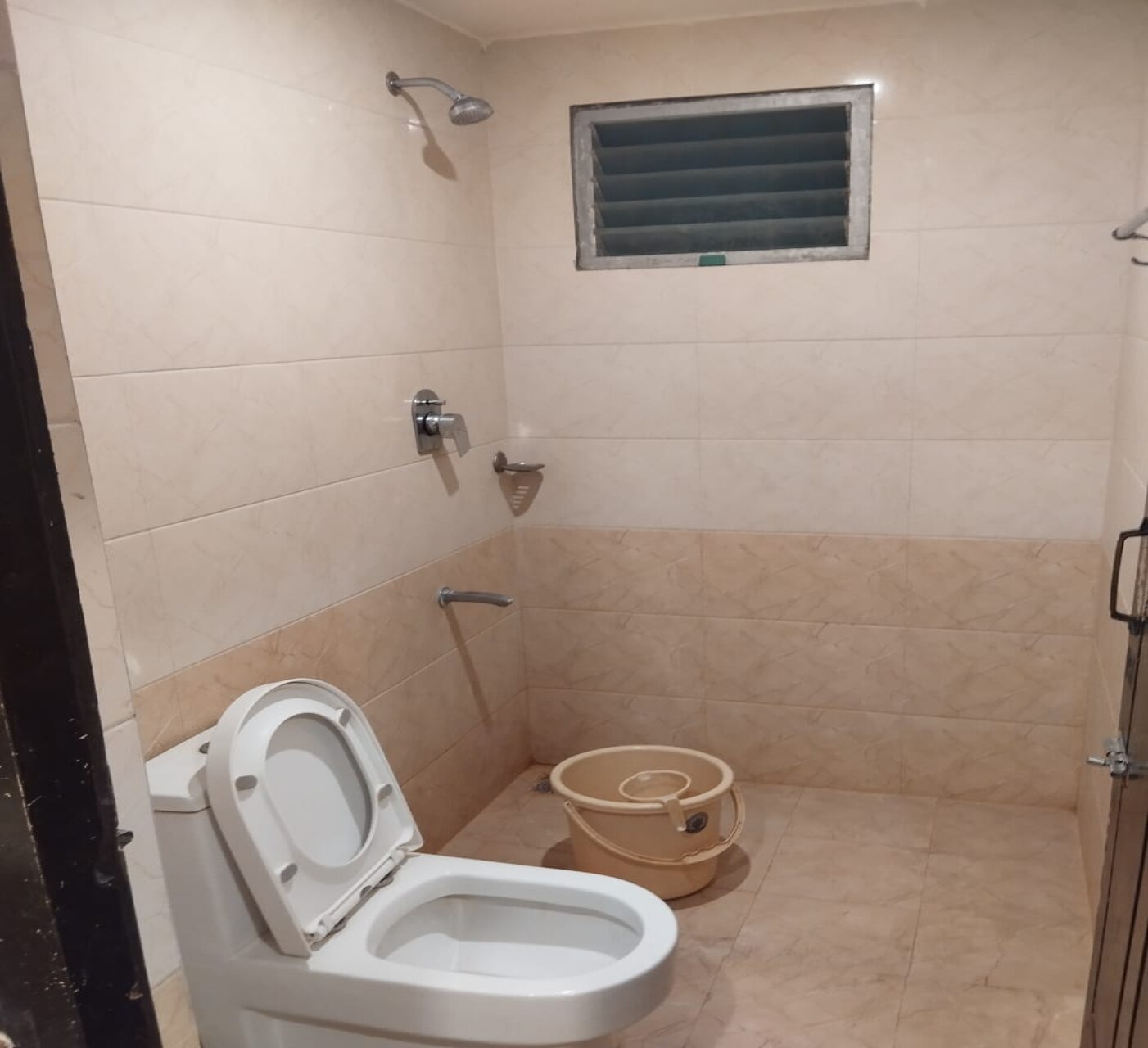 Hotel Alankar - Tap to explore photos