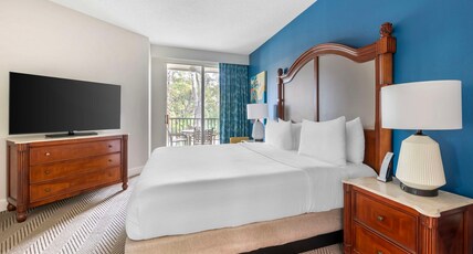 Hilton Vacation Club Cypress Pointe Orlando Room Type - 3BDRM STE 2KING 1QN