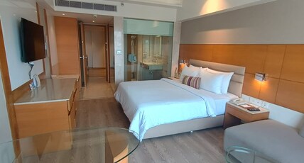 Nataraj Sarovar Portico Room Type - Junior Suite - 1 King Bed