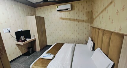 Hotel Konark Room Type - Deluxe Room