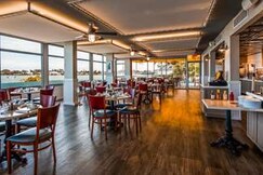 Best Western on The Bay Inn & Marina