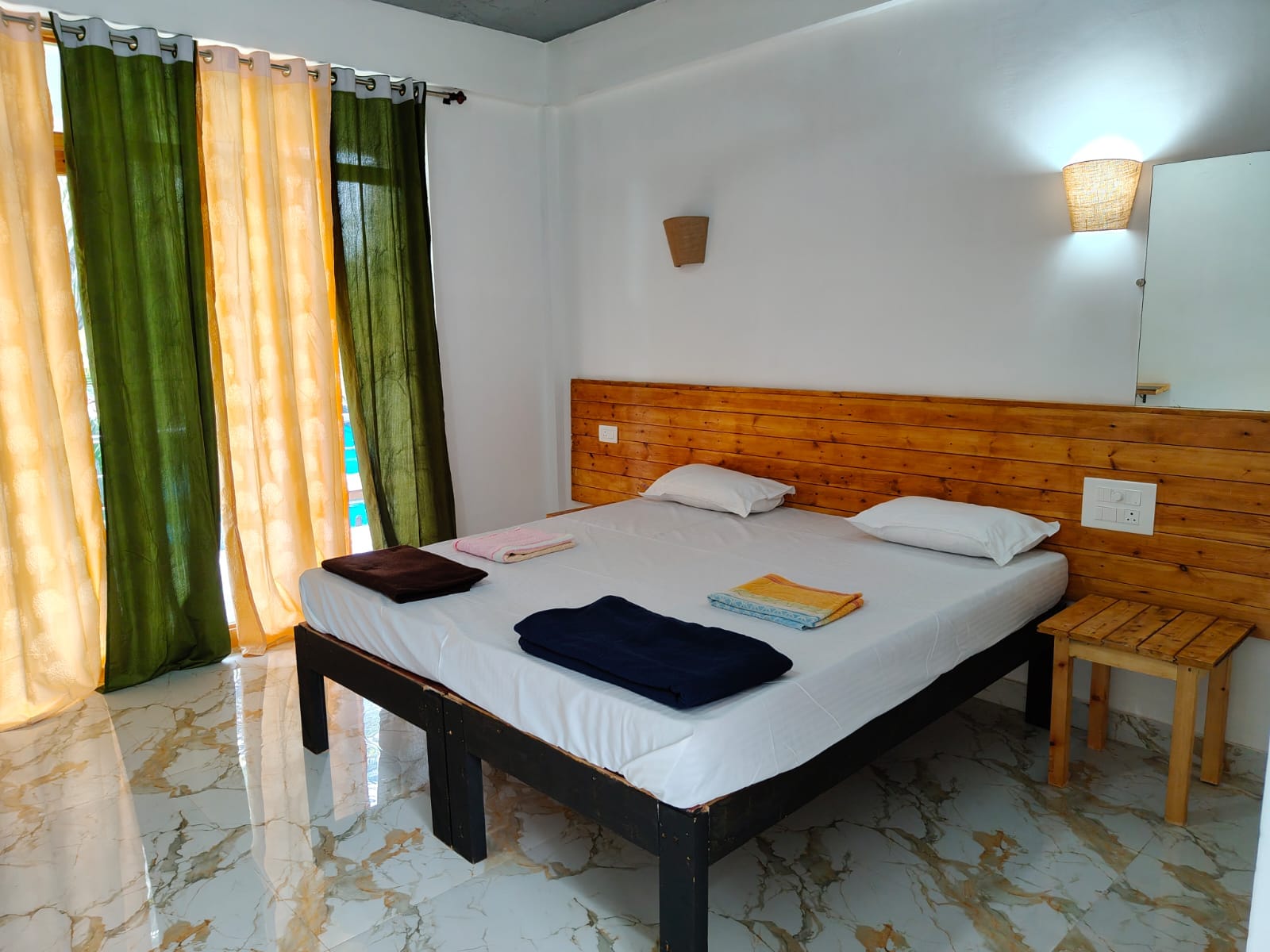 La Marine Morjim Beach Cottage - Tap to explore photos