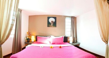 Hotel O Vince Villa Room Type - Deluxe Double