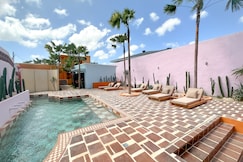 El Barrio Boutique Hotel & Bar