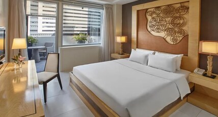 QUEST HOTEL CONFERENCE CENTER Room Type - PREMIER DELUXE ROOM QUEST HOTEL CONFERENCE CENTER Room Type - PREMIER DELUXE ROOM