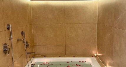 WaveCrest Morjim By Joy Stays Room Type - Suite Room