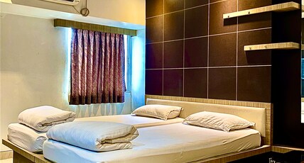 Sremon Inn Room Type - Premium Room
