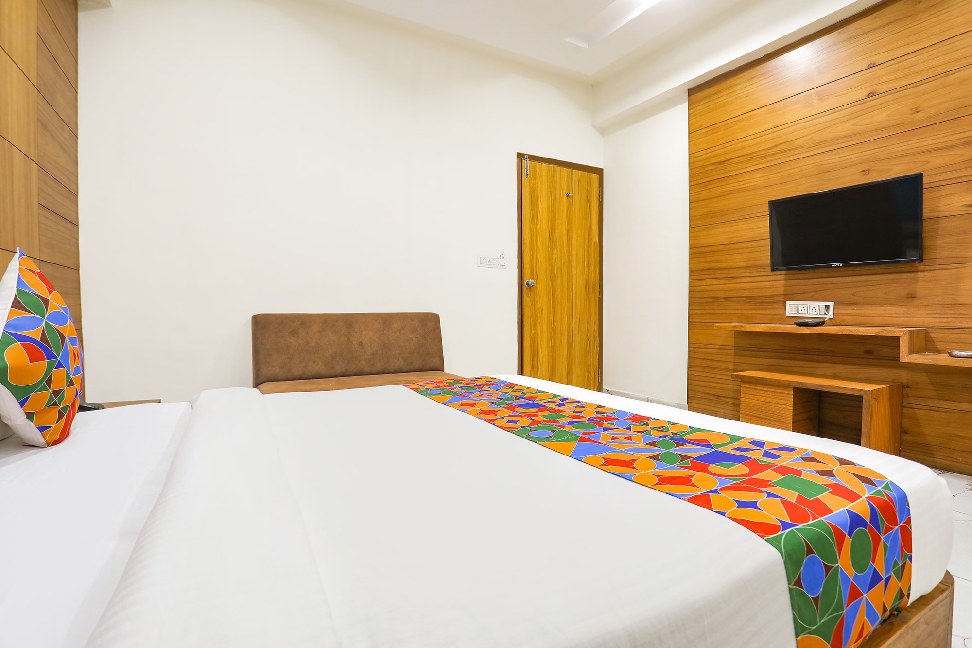FabHotel Raj Villa - Nr. S.G Highway - Tap to explore photos