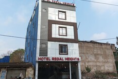 Hotel Regal Heights
