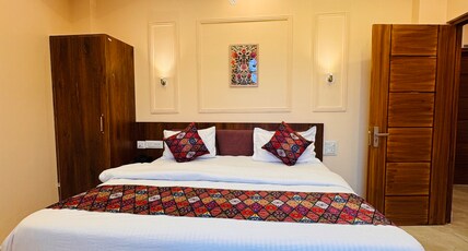 Humsafar Hotel Room Type - Bedroom 4