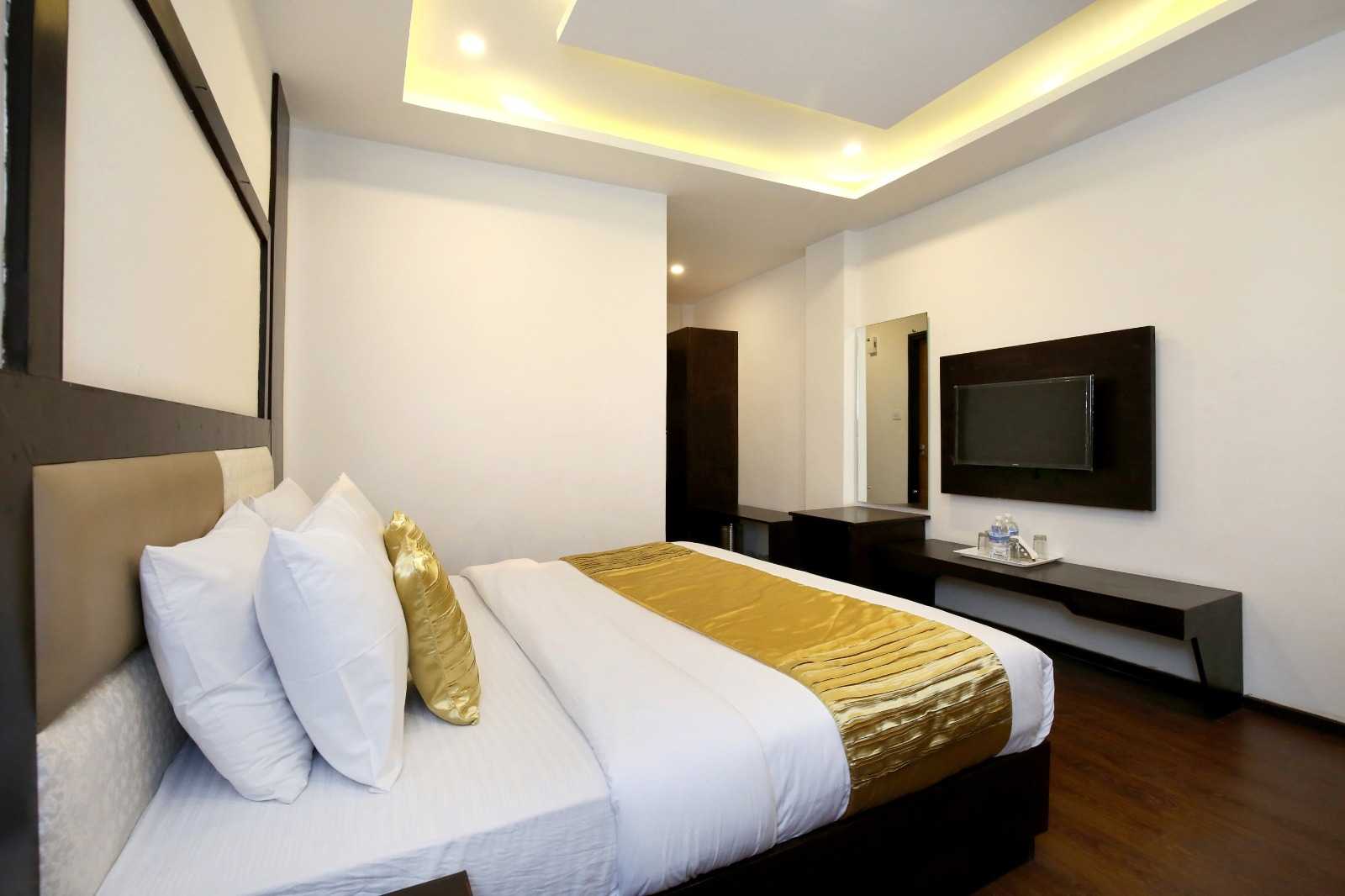 Hotel O River Bank - Tap to explore photos