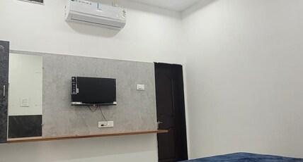 Hotel Vishwjeet In Room Type - Deluxe Ac Room with King Bed